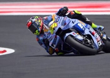 Fermin Aldeguer Menang di Mandalika! Rookie Spanyol Bikin Kejutan di MotoGP Indonesia 2025
