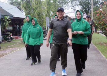 Hangat dan Penuh Semangat, Kodim 0908/Bontang Gelar Olahraga Bersama Babinsa dan Istri