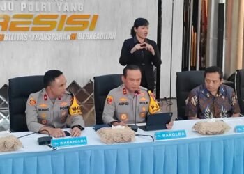 Kasus Ijazah Palsu Jokowi, Polda Metro Jaya Tetapkan 8 Tersangka: Libatkan Ahli Pidana hingga Ahli Bahasa