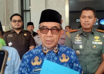 Tahun Baru 2026 di Kutim Tanpa Perayaan, Bupati Minta Fokus Keamanan dan Kepedulian Bupati Kutim Terbitkan Edaran, Ayah Harus Hadir saat Pengambilan Rapor APBD Disesuaikan, Pemkab Kutim Pastikan Dana RT Tetap Rp250 Juta