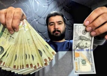 1 Dolar AS Tembus 1,1 Juta Rial, Mata Uang Iran Cetak Rekor Terendah