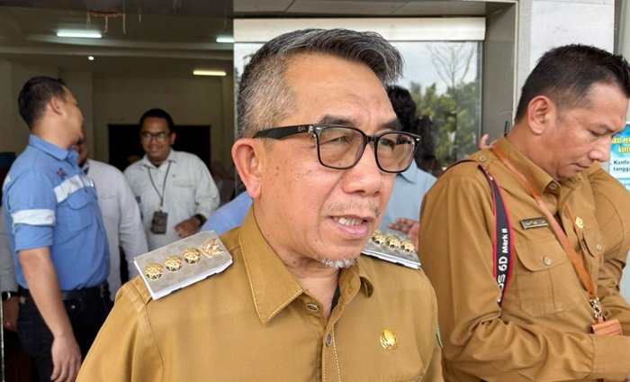 Kebijakan WFH ASN Masuk Kutim, Ini Skema yang Disiapkan Kutim Jajaki Dukungan Pusat untuk Percepat Pembangunan Infrastruktur Strategis Bupati Kutai Timur Ardiansyah Sulaiman Hasil Rakornas 2026, Pemkab Kutim Kaji Program Perumahan hingga Sawit