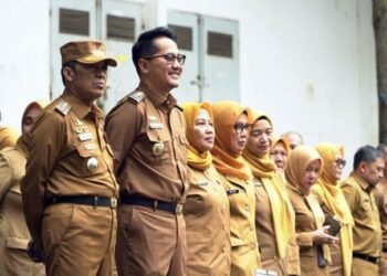 23 Pejabat Kutim Lolos Seleksi Administrasi, Berebut 4 Kursi Kepala Dinas THR Pegawai di Penajam Paser Utara Capai Rp54,8 Miliar, Ini Rinciannya