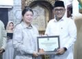 Bantuan Rp7,65 Miliar Mengalir ke Mahakam Ulu, Pemprov Kaltim Perluas Akses Listrik