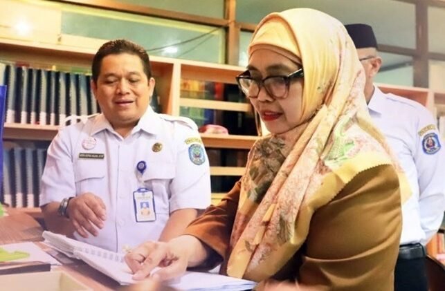 Gaji ke-13 ASN Bontang Cair Juni Ini, Wali Kota: Syukuri, Tak Ada Potongan! Sidak ASN usai Idulfitri, Wali Kota Bontang Pastikan Pelayanan Publik Tetap Optimal