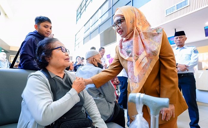 2.753 Peserta JKN Dicoret dari Pusat, Bontang Pastikan Warga Tetap Bisa Berobat Cukup Pakai KTP Sidak RSUD Taman Husada, Wali Kota Bontang Minta Pasien Tanpa BPJS Tetap Dilayani