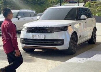 Viral Video Gubernur Kaltim Naik Range Rover KT 1, Pemprov Pastikan Bukan Mobil Dinas