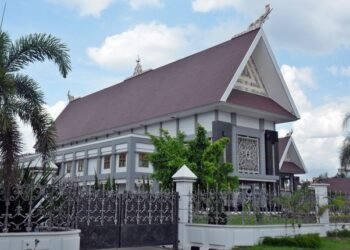 Efisiensi Anggaran Bikin Rujab Gubernur Kaltim Lebih Sibuk, Laundry Naik Rp450 Juta Anggaran Rujab Gubernur Kaltim Rp25 Miliar Dipertanyakan, DPRD Mengaku Belum Dibahas Terbuka