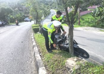 Pelajar Korban Kecelakaan di Tanjakan RSUD Bontang Meninggal Dunia Pelajar Terlindas di Tanjakan RSUD Bontang, Wajah Bersimbah Darah