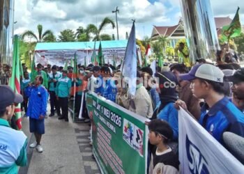 Ratusan Buruh Kutai Timur Demo May Day, Soroti PHK Sepihak