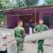 Selambai hingga Tanjung Limau Masuk Kawasan Kumuh Bontang TMMD Kodim Bontang Rehab Rumah Warga Lok Tuan, Atap Mulai Dibongkar