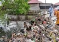 Tiga Hari Bergelut dengan Lumpur, Warga Tanjung Laut Indah Bontang Angkut 810 Kg Sampah