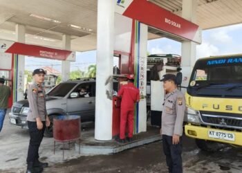 Harga Pertamax Naik, Antrean BBM Subsidi di Sangatta Bertambah